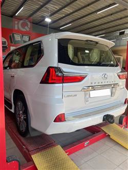Lexus LX
